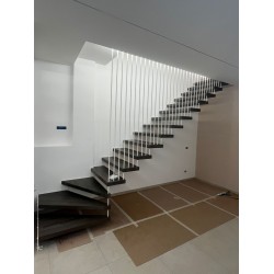 Консольная лестница на заказ, элегантное сочетание дерева и металла для современных домов